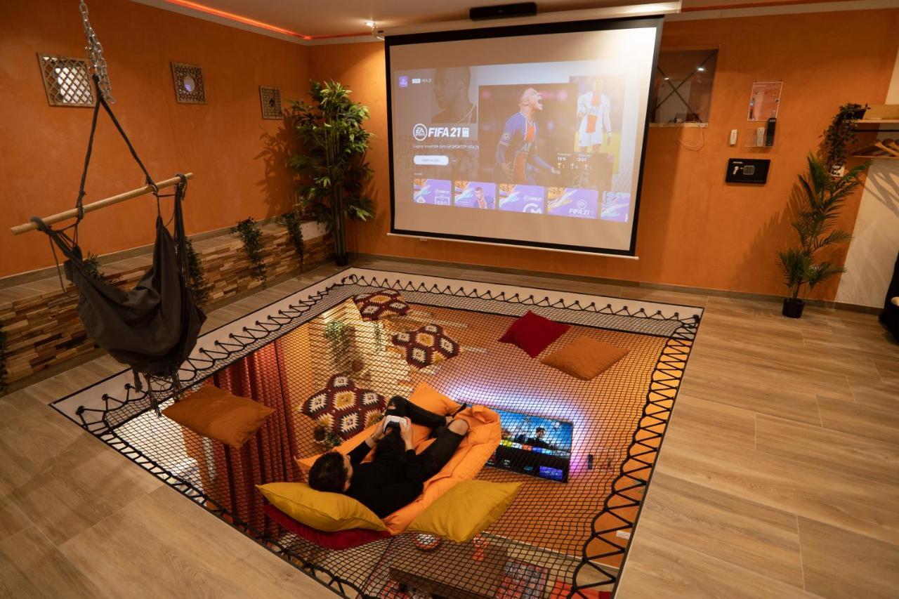 Capsule Marrakech I Chicha I Sauna I Balneo I Console Ps5 I Cinema Trith-Saint-Leger Exterior photo