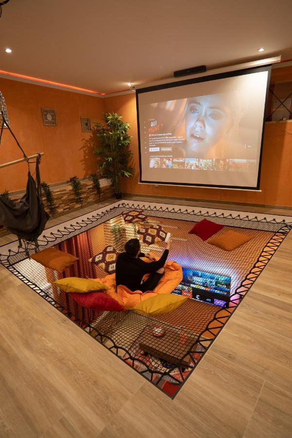 Capsule Marrakech I Chicha I Sauna I Balneo I Console Ps5 I Cinema Trith-Saint-Leger Exterior photo
